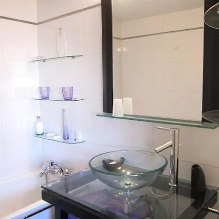 Victor Hugo Carrefour Pompe 16e Proche Etoile Et Tour Eiffel Apartamento Paris