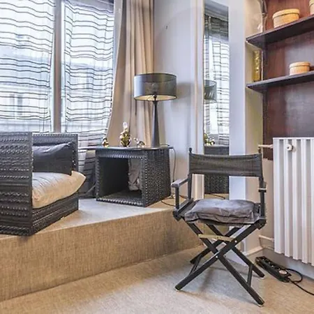 Victor Hugo Carrefour Pompe 16e Proche Etoile Et Tour Eiffel Apartamento Paris